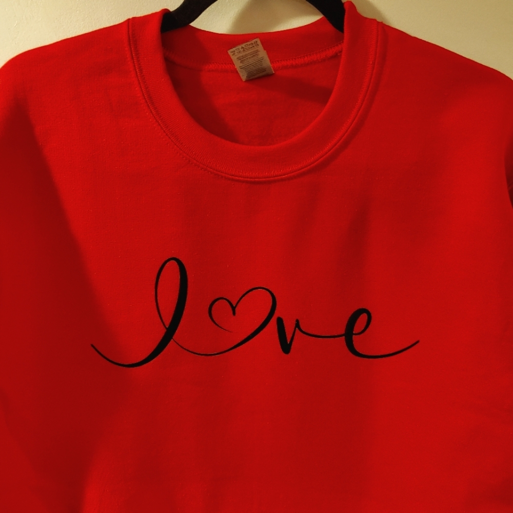Red love sweatshirt